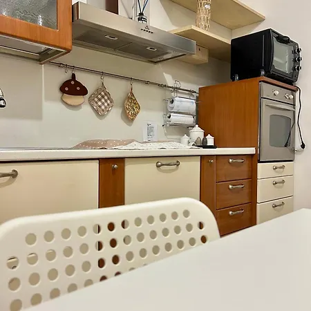 Casa Con Balcone * Laterza